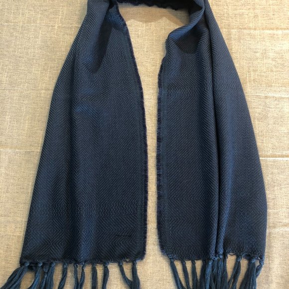 KERRY 100% Lambswool Scarf - Picture 4 of 4